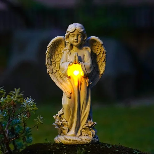 Saulės memorialinė statulėlė su stovinčiu angelu su kryžiumi SM26787